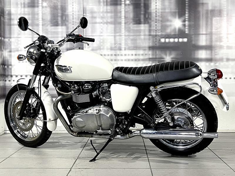Triumph Bonneville 865 T100