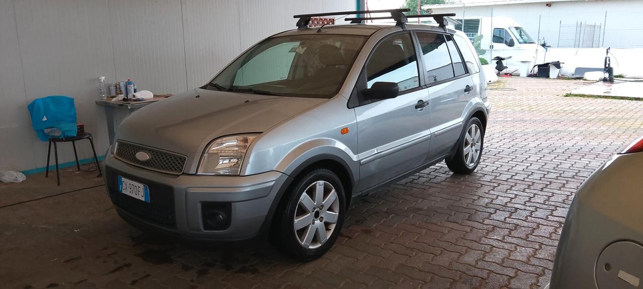 Ford Fusion 1.6 TDCi 5p. Collection