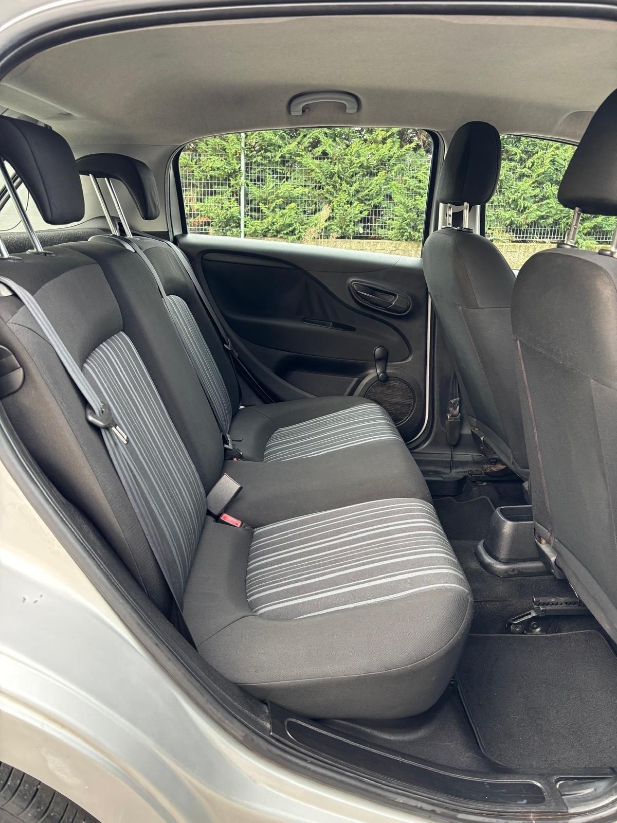 Fiat Punto Evo 1.3 Mjt 75 CV DPF 5 porte