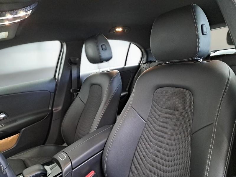 MERCEDES-BENZ A 250 E EQ-POWER AUTO BUSINESS EXTRA 5 PORTE BERLINA