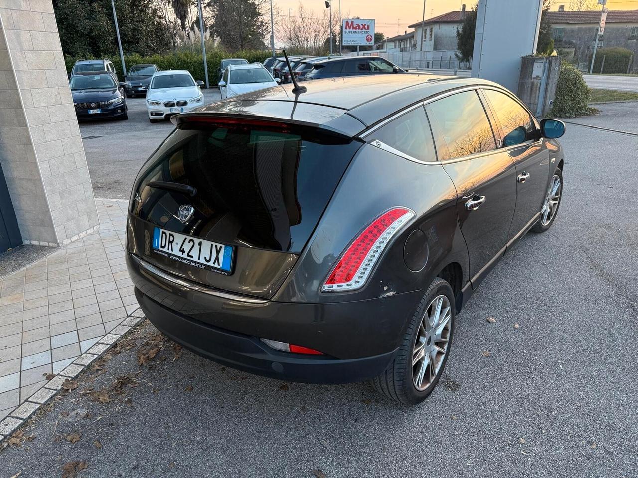 Lancia Delta 1.6 MJT DPF Selectronic Argento