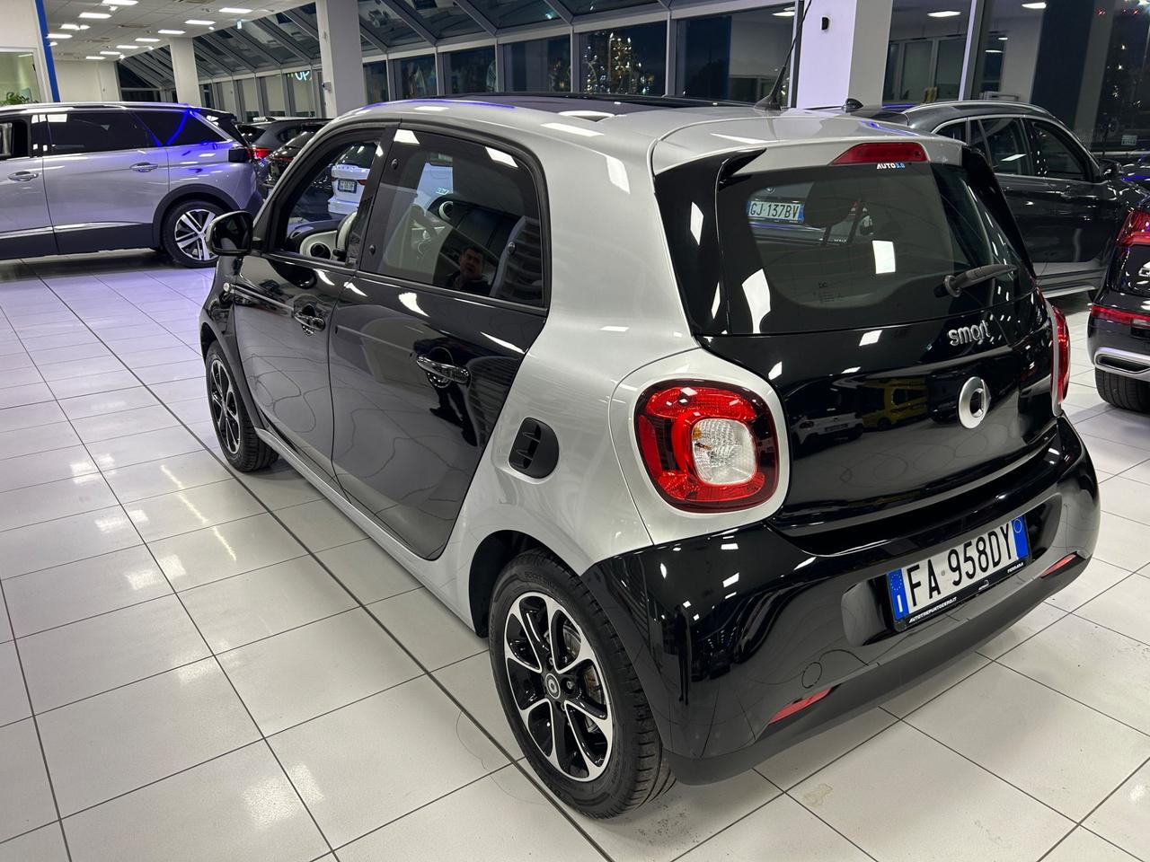 Smart ForFour 70 1.0 twinamic Passion Neopatentati