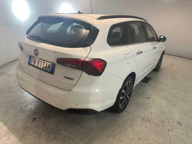 FIAT Tipo (2015-->) - Tipo 1.3 Mjt S&S SW Lounge