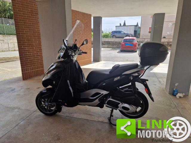 PIAGGIO MP3 LT 300 YOURBAN (unico proprietario)