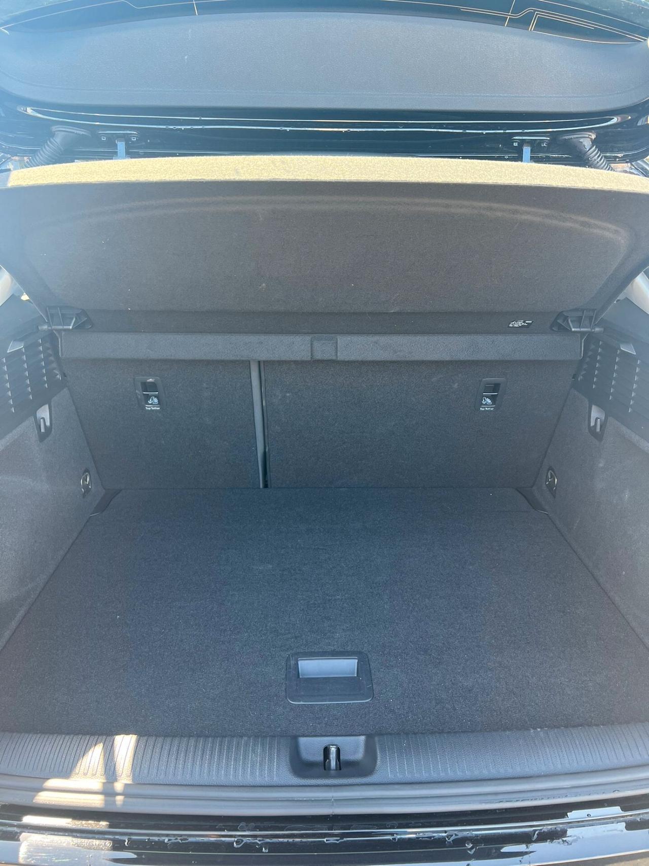 Audi Q2 35 TDI quattro S tronic Identity Black