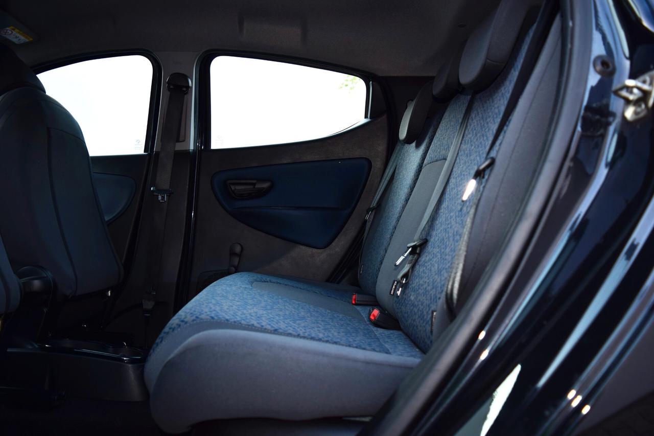 Lancia Ypsilon 1.0 Firefly Hybrid 70 cv Gold