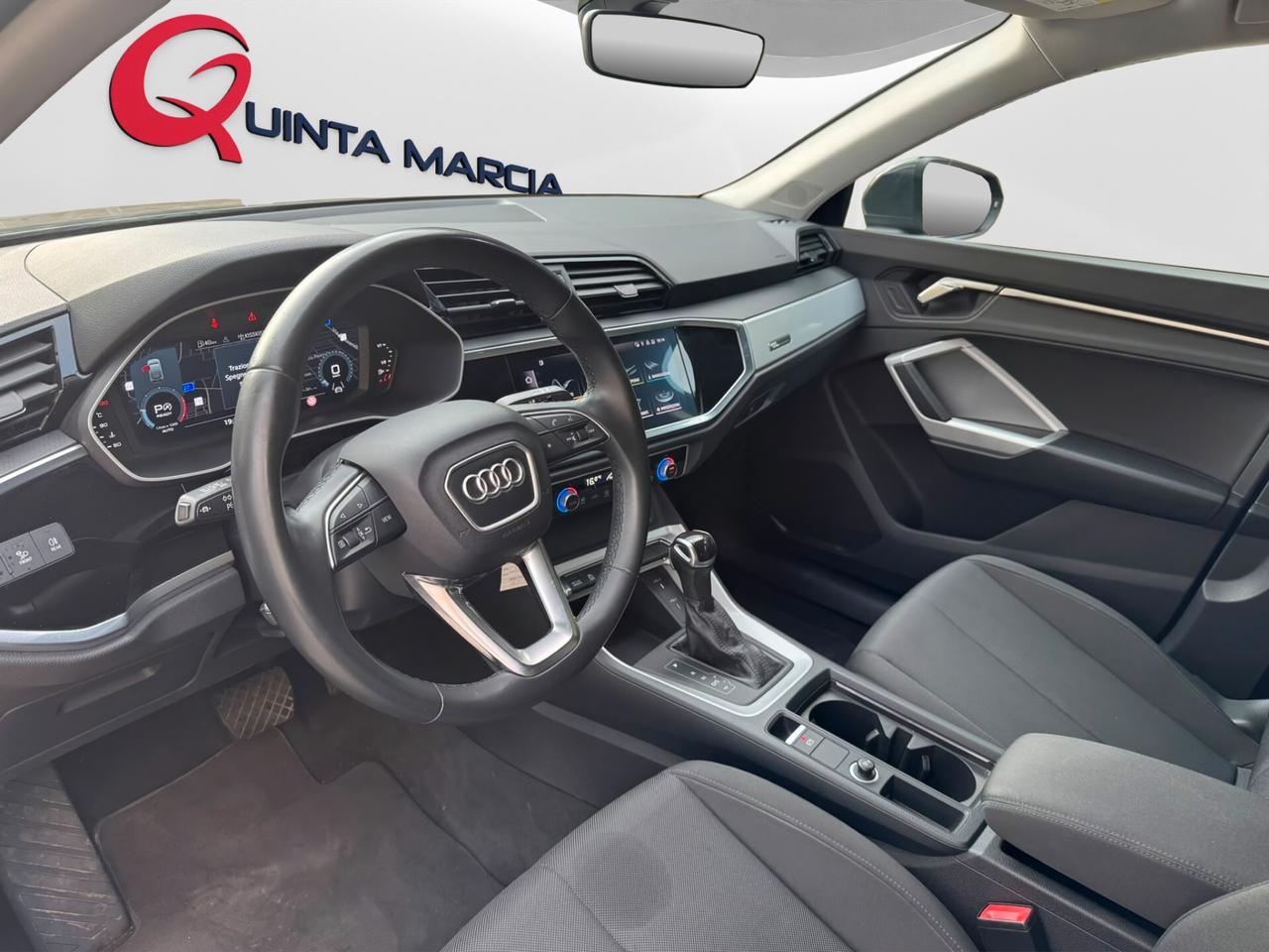 Audi Q3 35 TDI S tronic Business Advanced