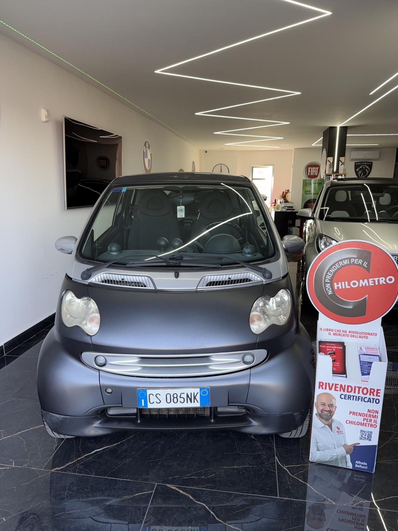 Smart ForTwo 700 coupé pure (45 kW)