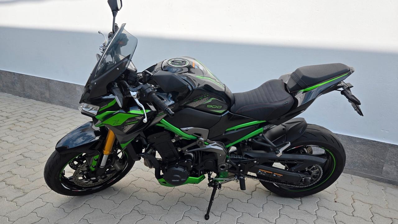 Kawasaki Z 900 RS ABS