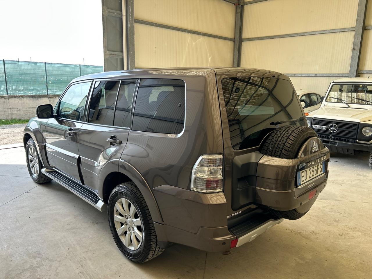 Mitsubishi Pajero 3.2 Cr instyle