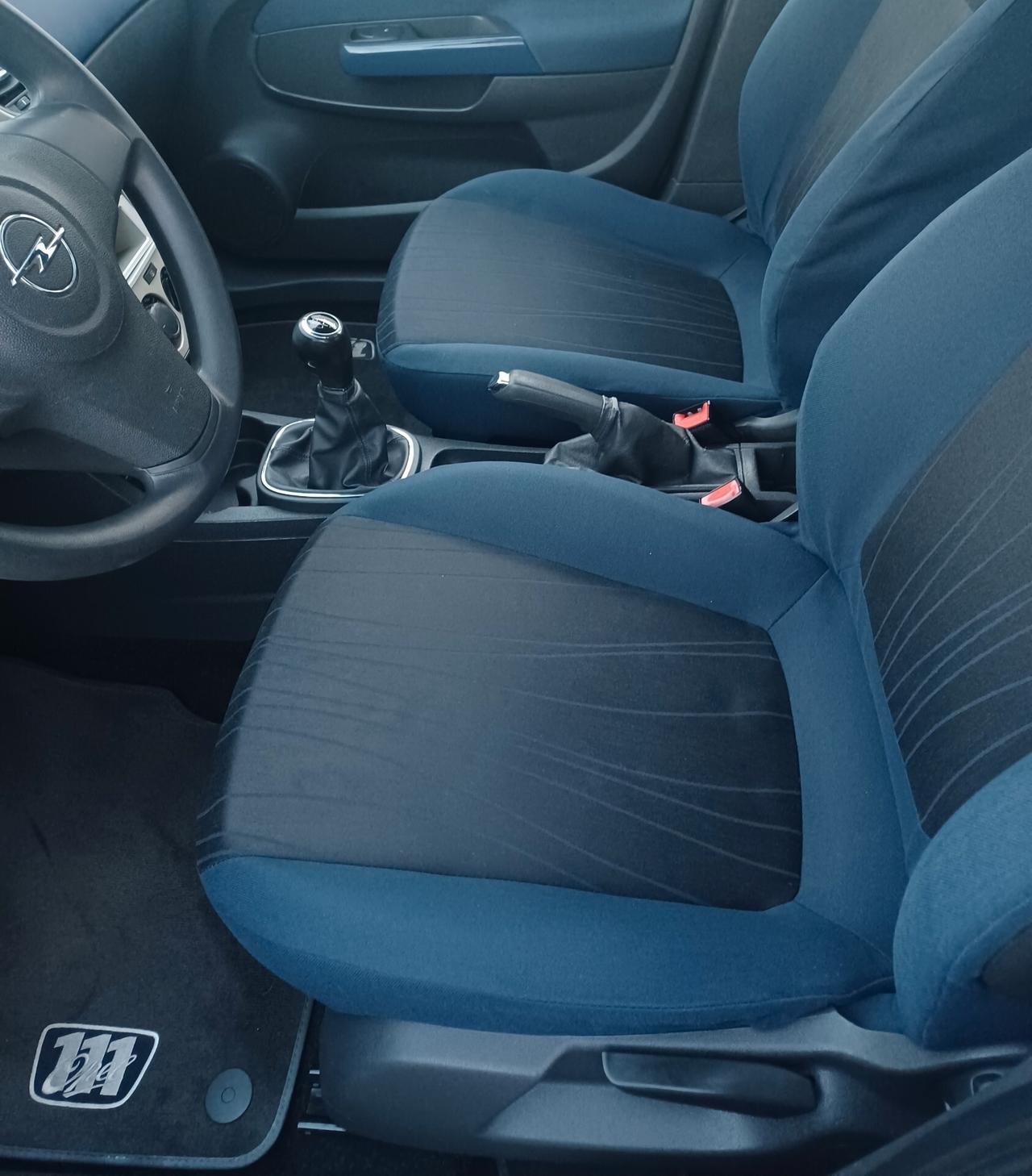 Opel Corsa 1.2 5 porte Cosmo PERFETTA