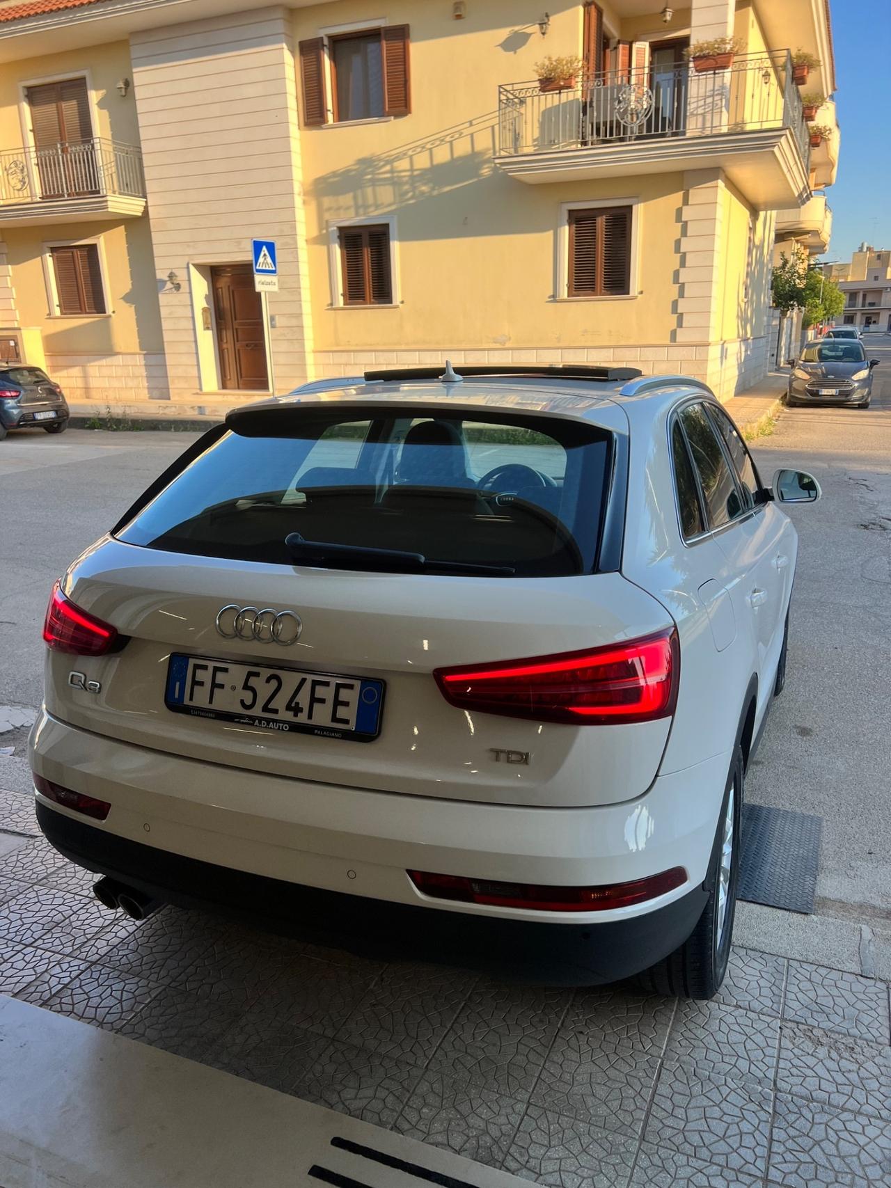Audi Q3 2.0 TDI 120 CV