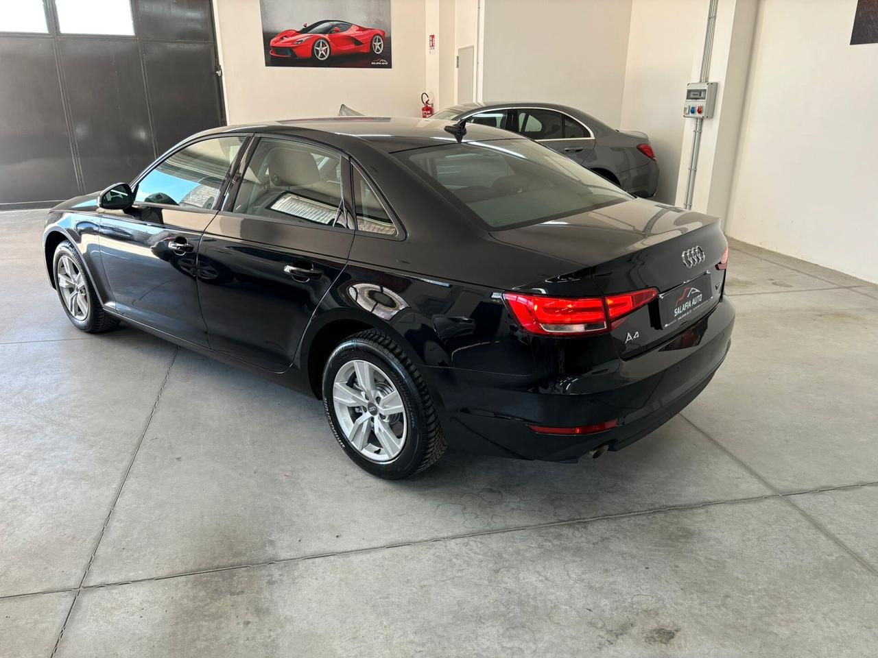 Audi A4 2.0 TDI 150 CV ultra Business