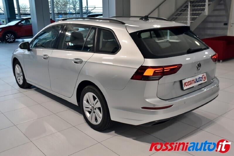 VOLKSWAGEN GOLF VARIANT 1.5 ETSI ACT 131 CV DSG LIFE