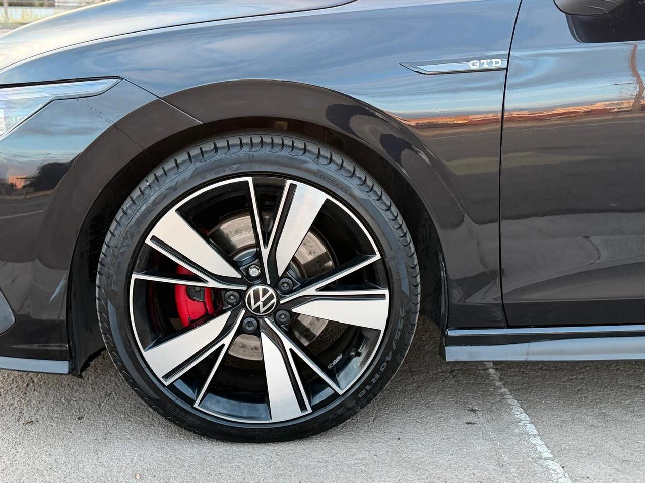 Volkswagen Golf 2.0 TDI DSG GTD