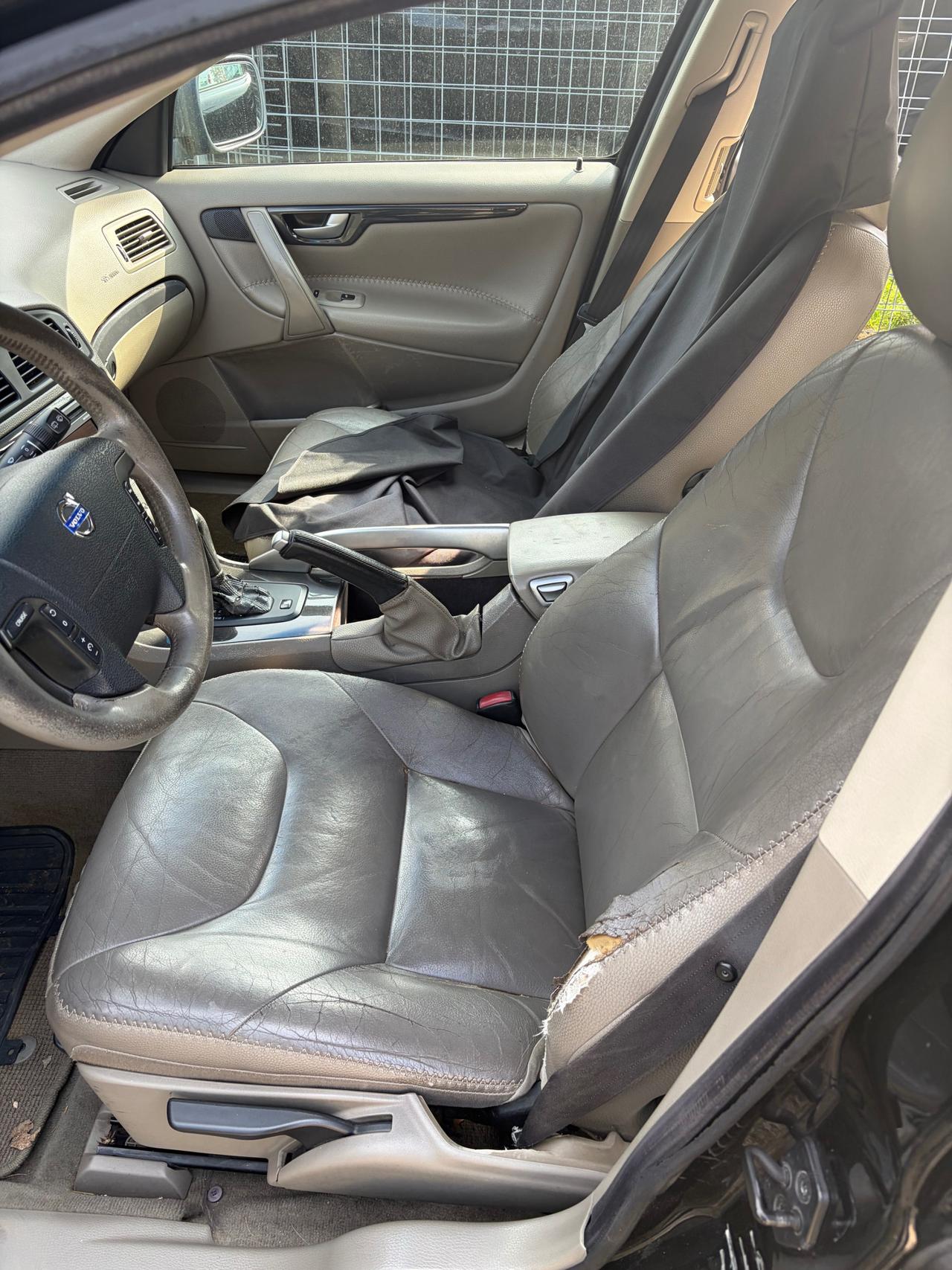 VOLVO XC70 2.4 D5 20V (163CV) cat AWD aut. cross country