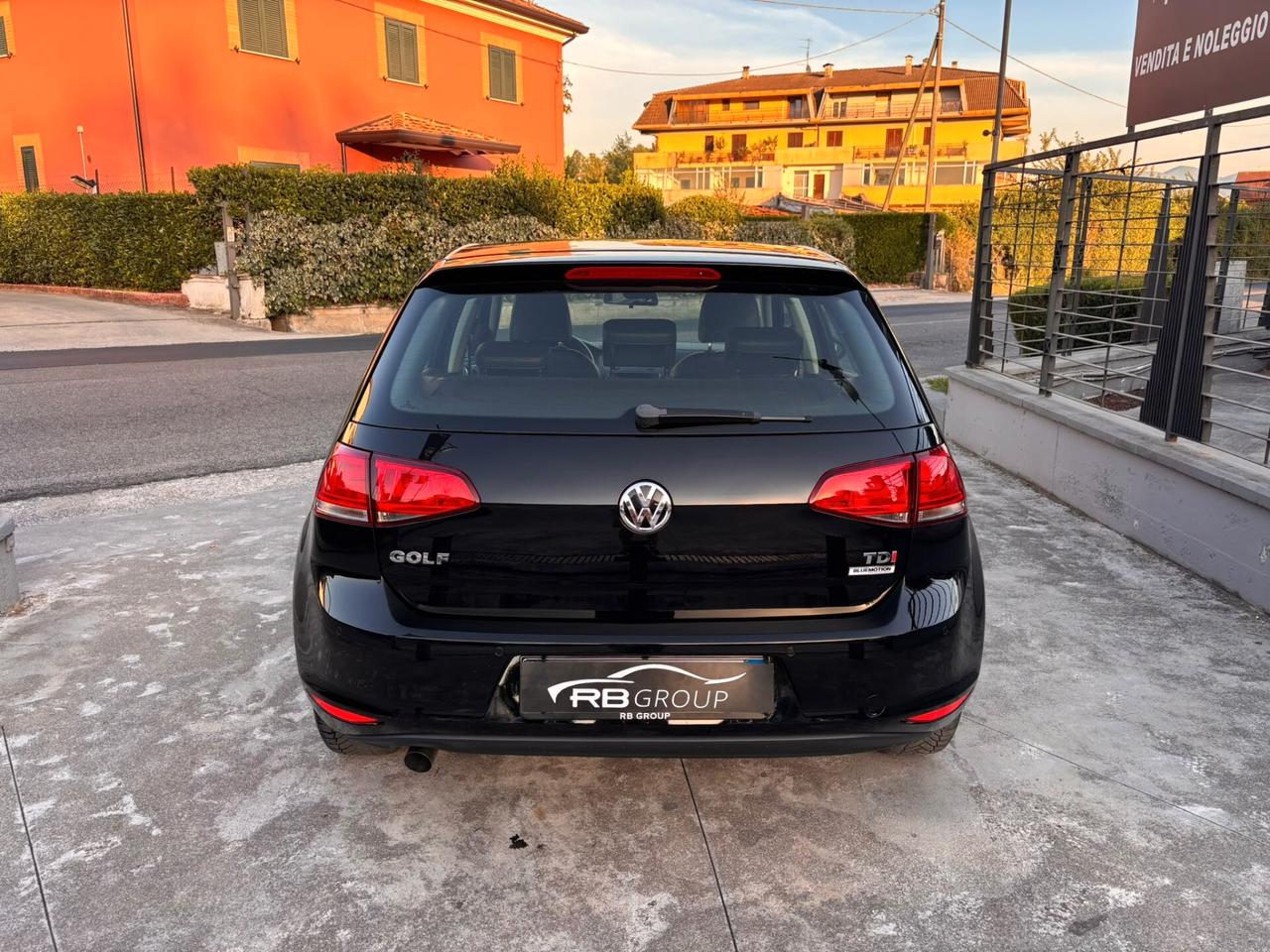 Volkswagen Golf 1.6 TDI DPF 5p. Highline
