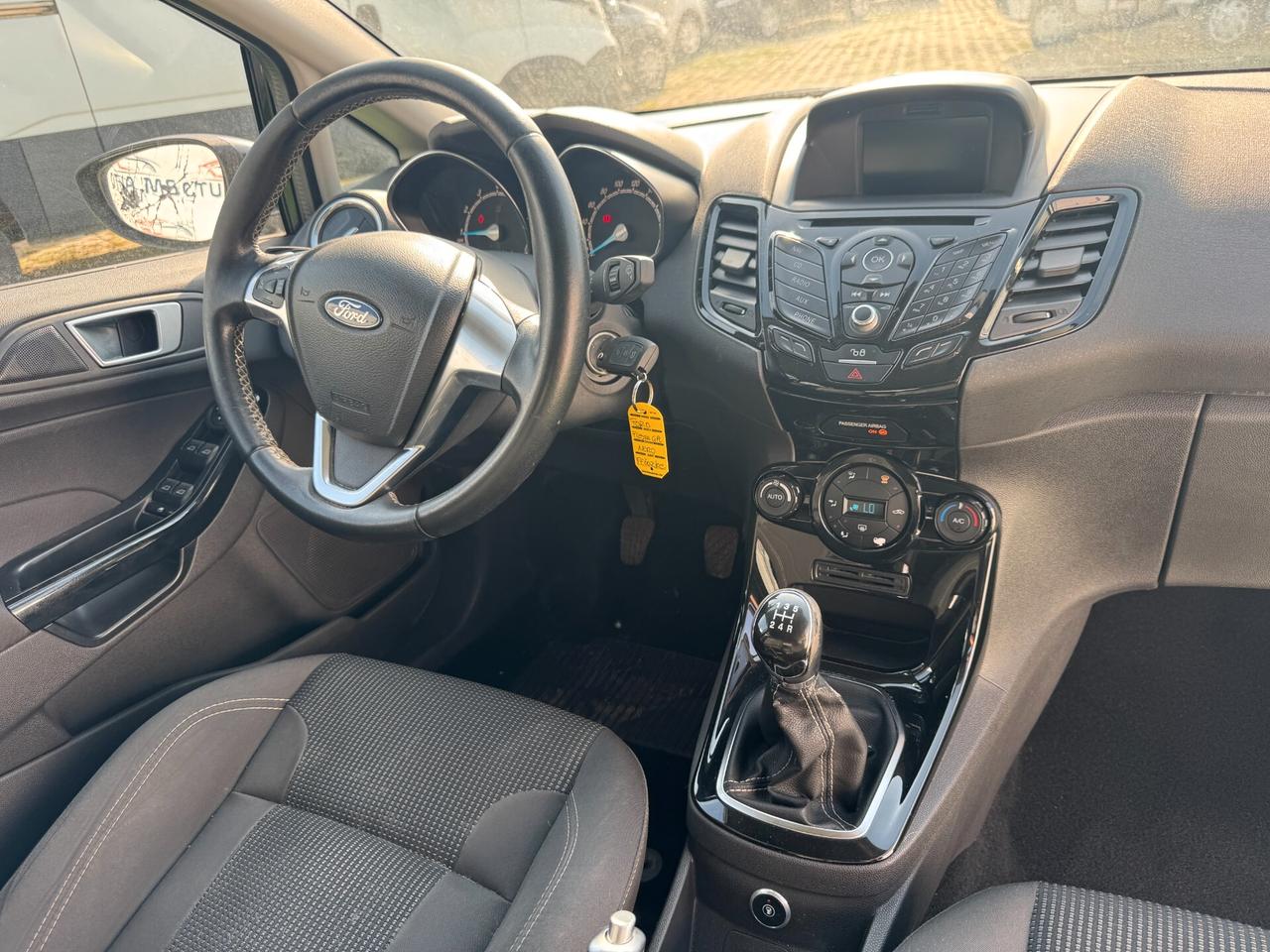 Ford Fiesta 1.4 5p. Bz.- GPL Titanium GARANZIA 12 MESI