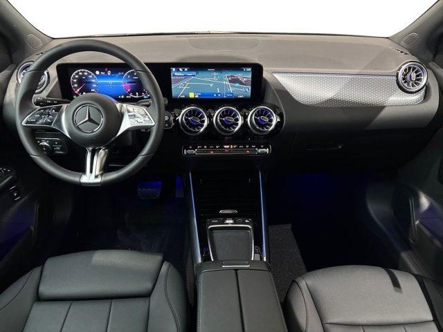 MERCEDES-BENZ B 180 d Automatic Street Edition