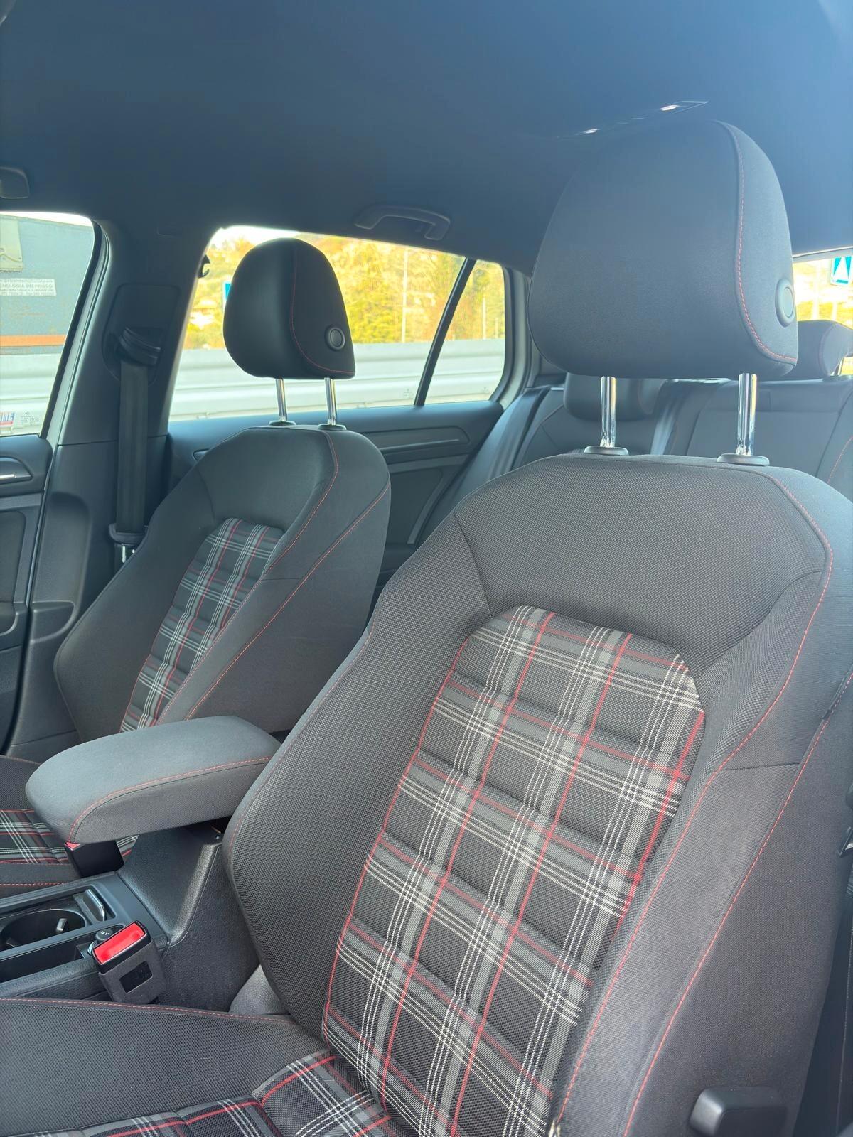 VOLKSWAGEN GOLF 7.5 GTI 2.0TSI 245cv DSG