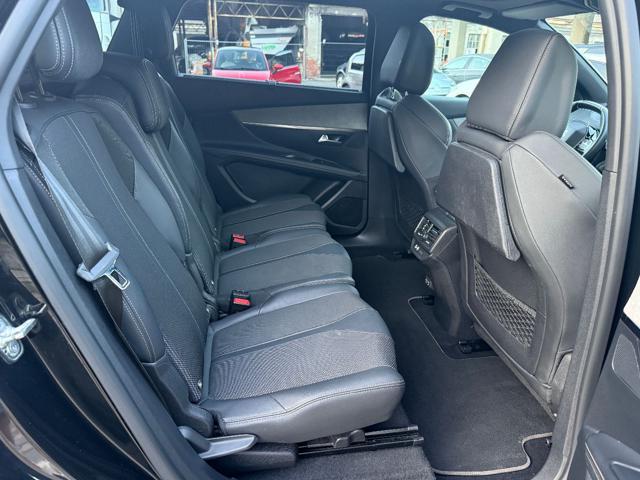 PEUGEOT 5008 BlueHDi 130 S&S EAT8 GT