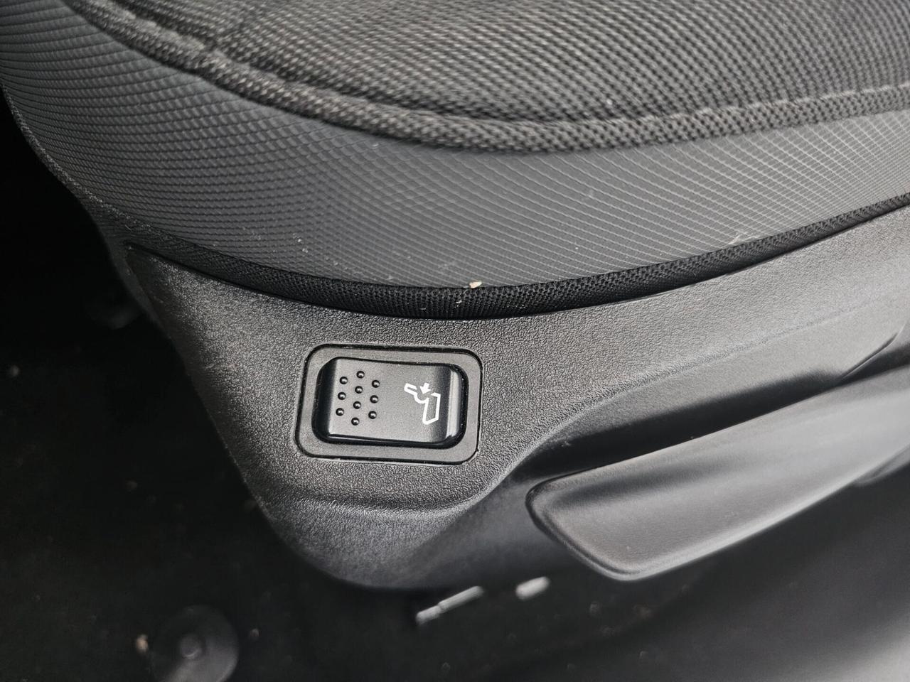NUOVA JEEP RENEGADE LIMITED BLACK LINE 1.6 MJT 130CV