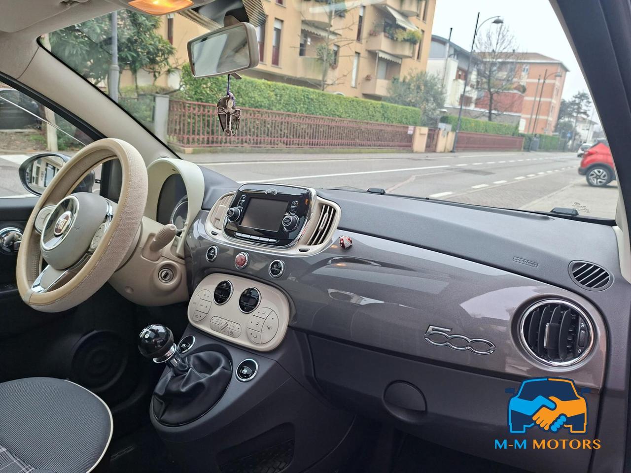 FIAT 500 lounge neo patentati