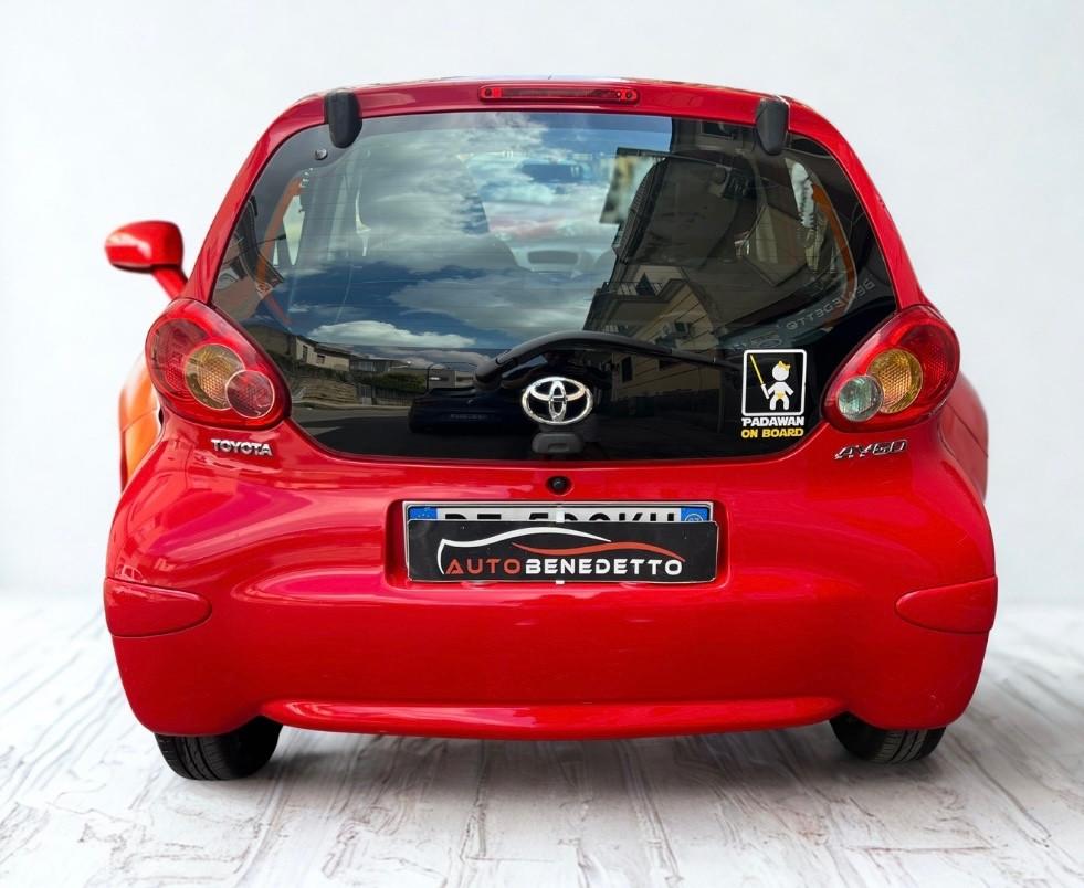 Toyota Aygo 1.0 12V VVT-i 5 porte Sol 2007