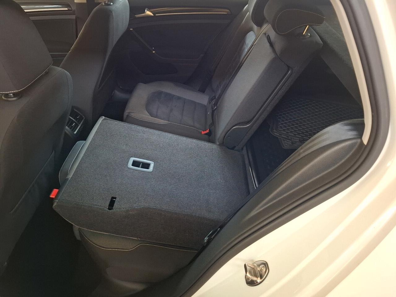 Volkswagen Golf Business 1.4 TGI DSG 5p. Highline BlueMotion