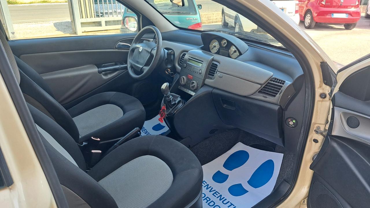 Lancia Ypsilon 1.2 Benzina