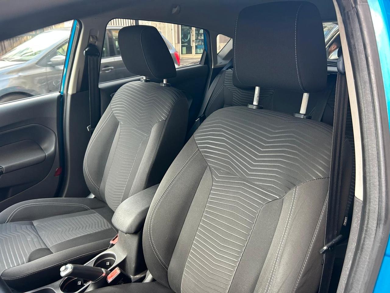 Ford Fiesta 1.5 TDCi 75 CV – IDEALE PER NEOPATENTATI 74.152 KM GARANZIA 12 MESI!