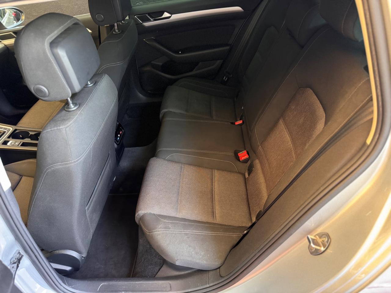 Volkswagen Passat variant 2.0 TDI CAMBIO AUTOMATICO DSG