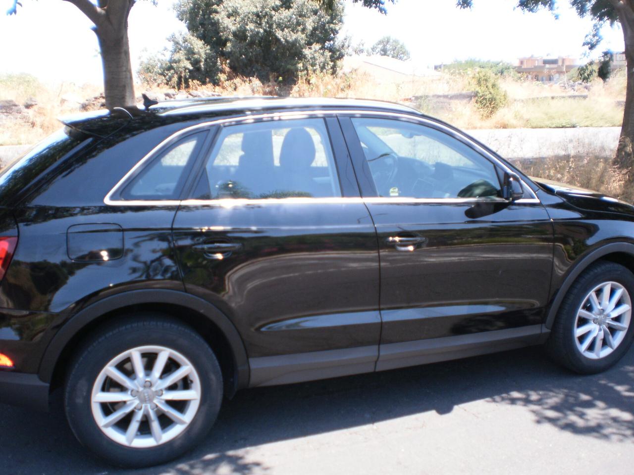 Audi Q3 2.0 TDI 120 CV S tronic Sport