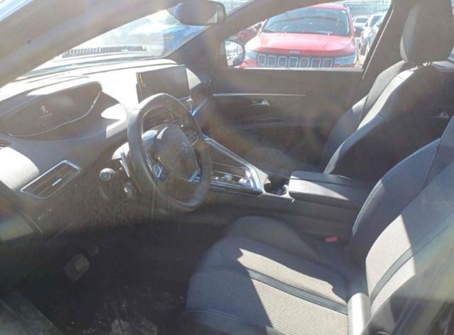 PEUGEOT 5008 BlueHDi 130 S&S EAT8 Allure Pack