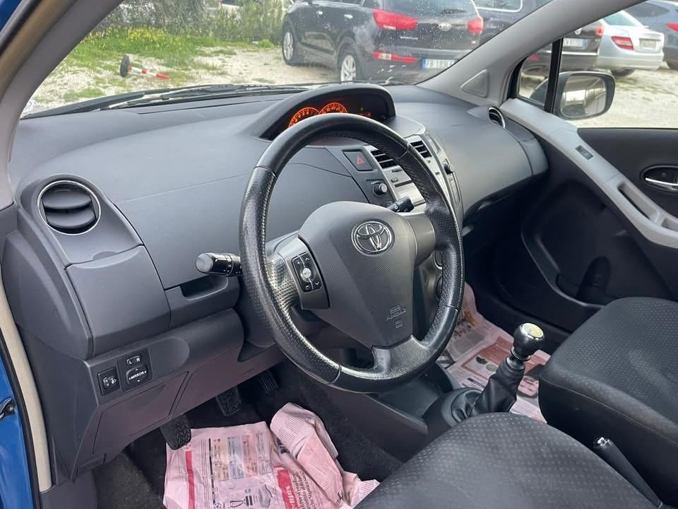 Toyota Yaris 1.3 5 porte Sol