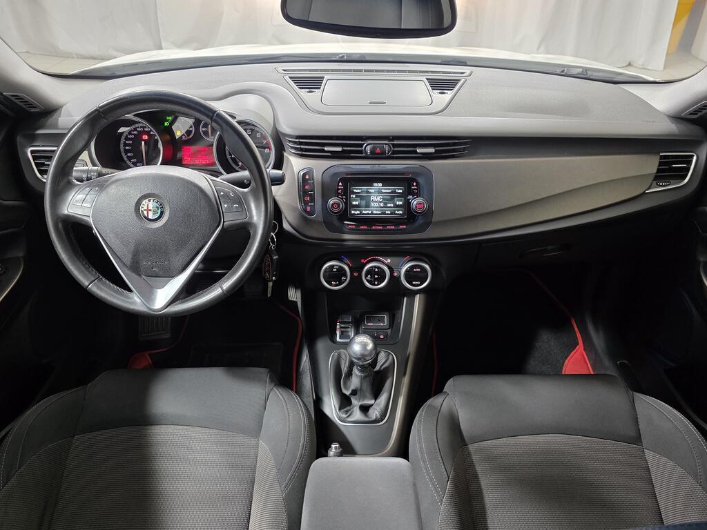 Alfa Romeo Giulietta 1.4 t. Distinctive 120cv E6