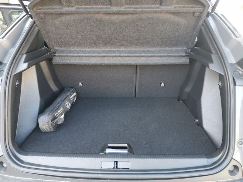 Peugeot 2008 Hybrid 145 e-DCS6 GT