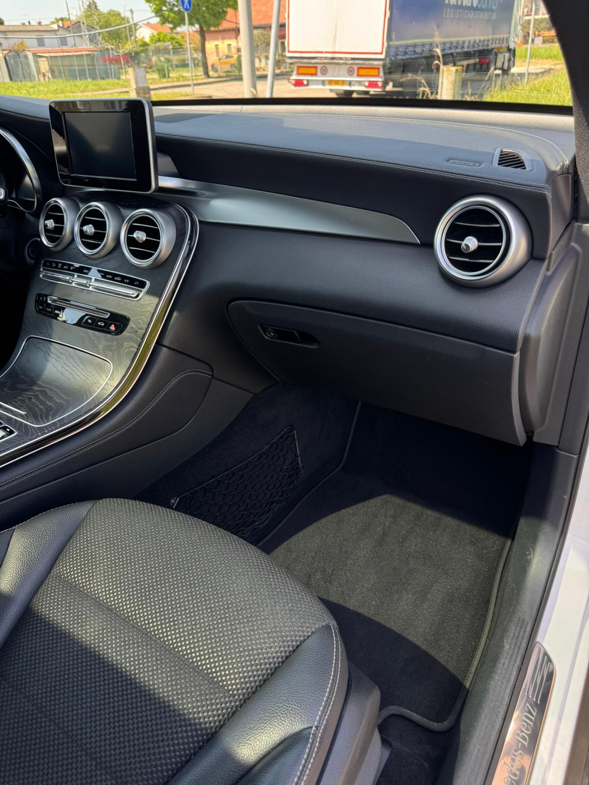 Mercedes GLC SUV GLC 250 d Business 4matic auto
