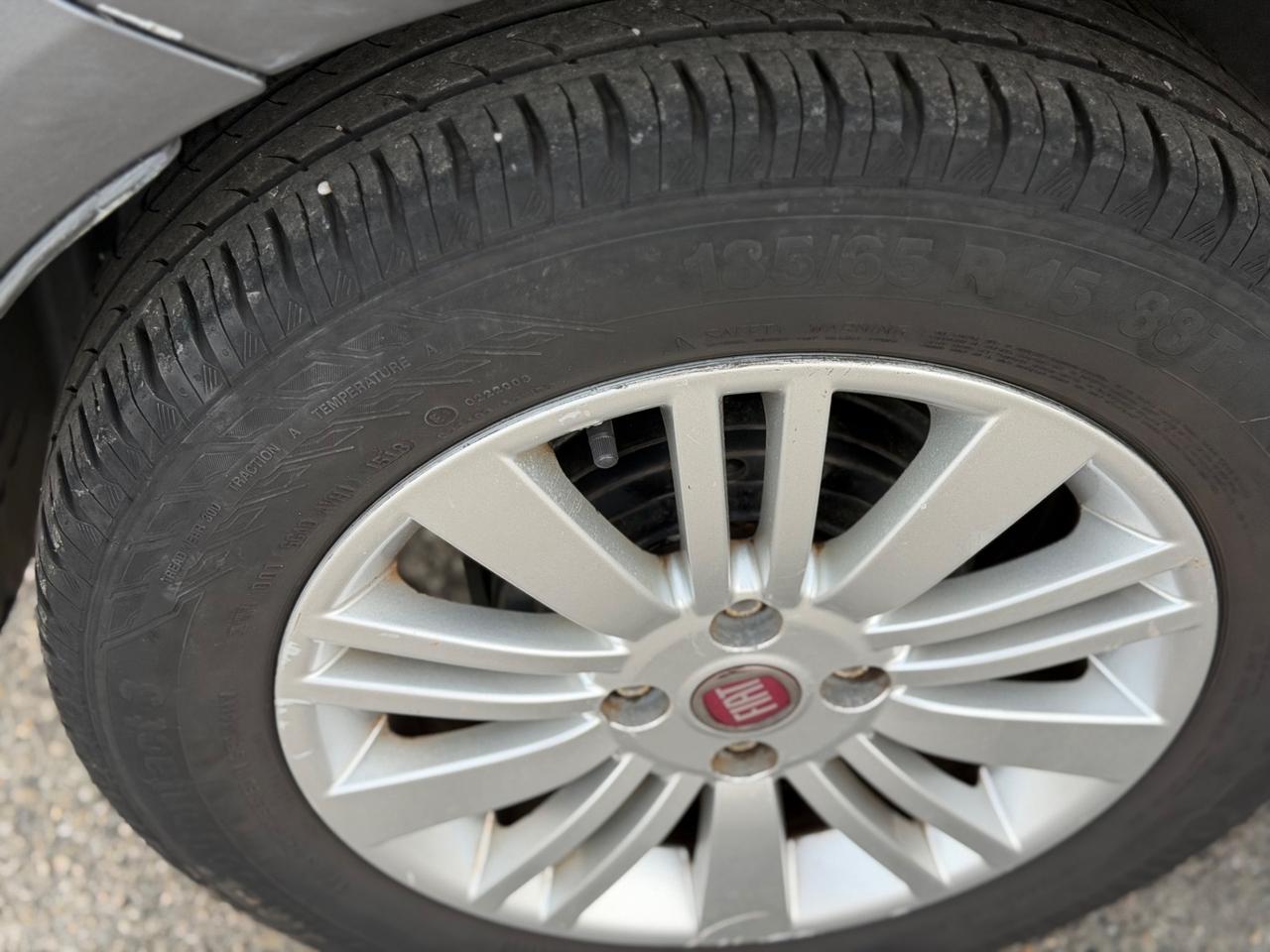 Fiat Punto 1.2 5 porte Lounge soli km 84000