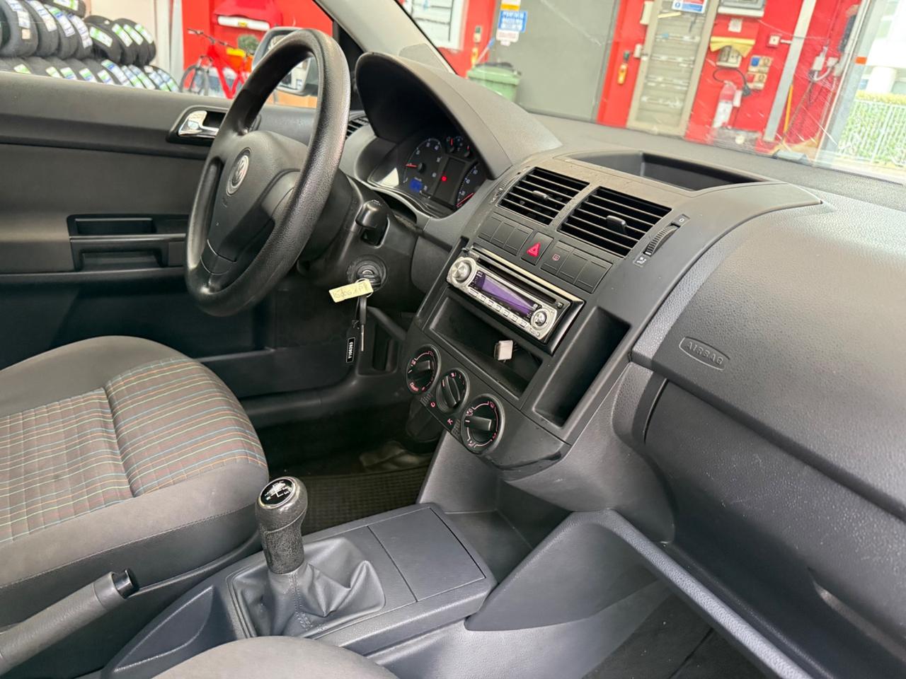 Volkswagen Polo 1.2 5p. Trendline