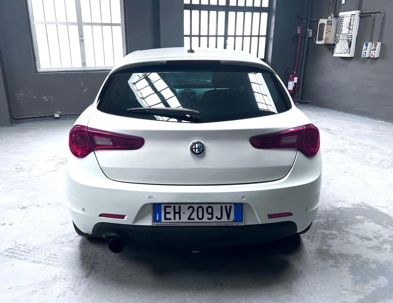 Alfa Romeo Giulietta 1750 TBi Quadrifoglio Verde