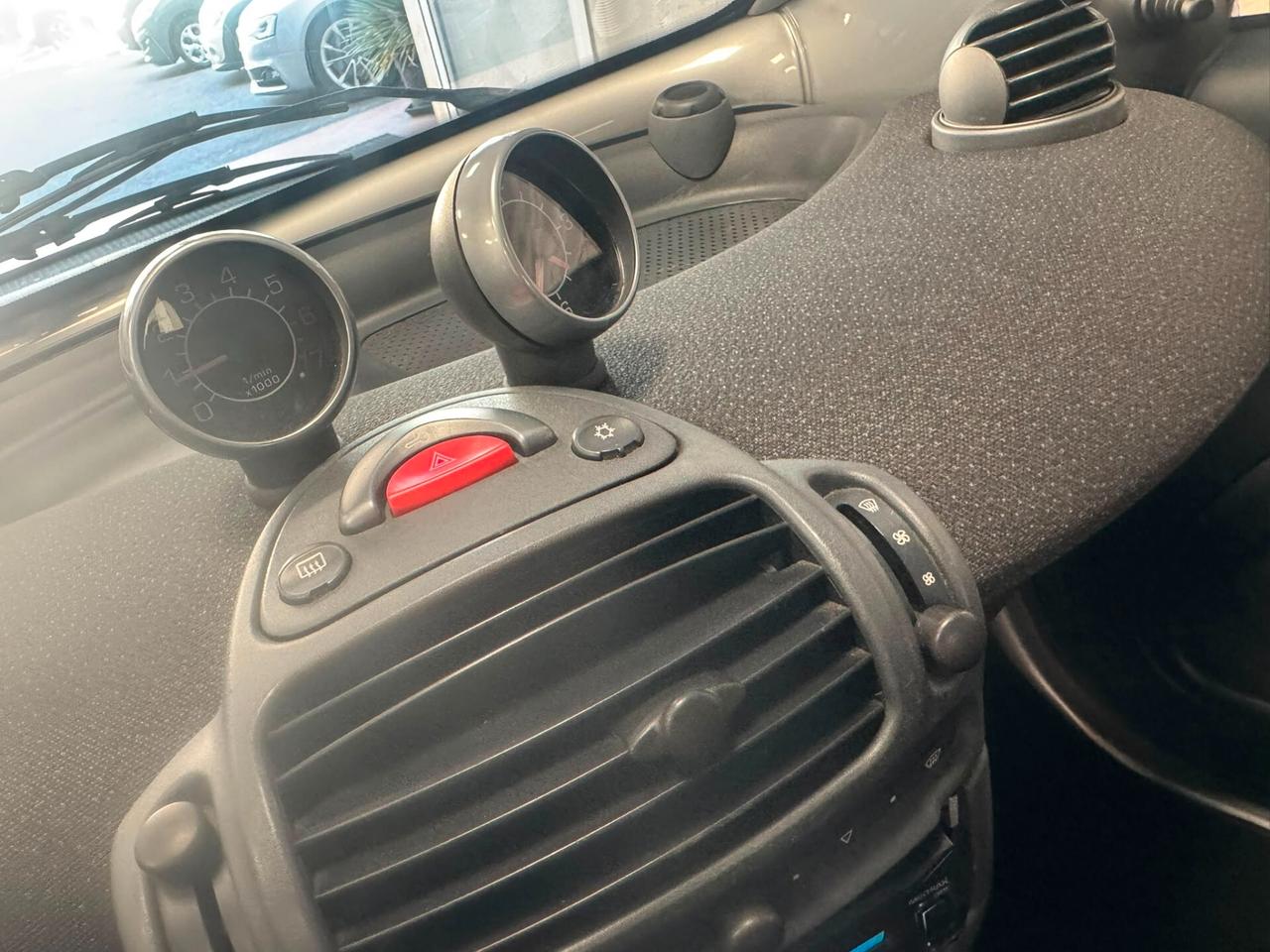 Smart ForTwo 700 coupé pure (45 kW)