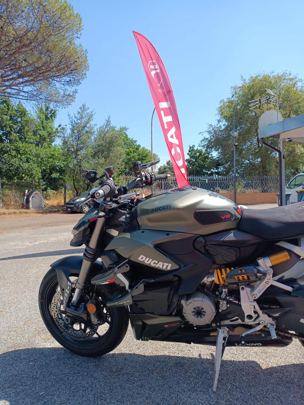 Ducati Streetfighter V2 STORM GREEN