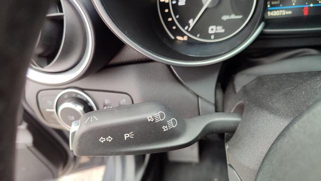 ALFA ROMEO Giulia 2.2TD 180CV AT8 AWD Q4 BUSINESS SPORT