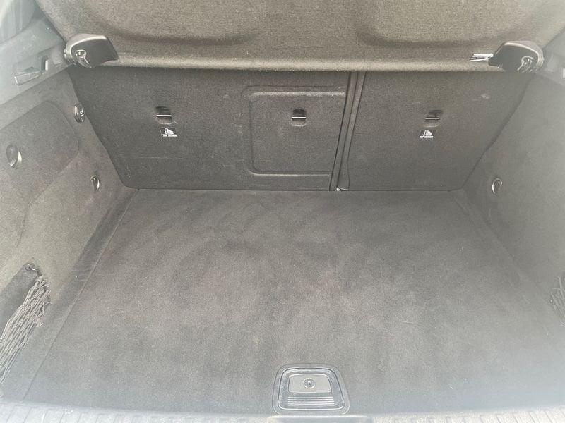 Mercedes-Benz GLA 200 d Premium auto