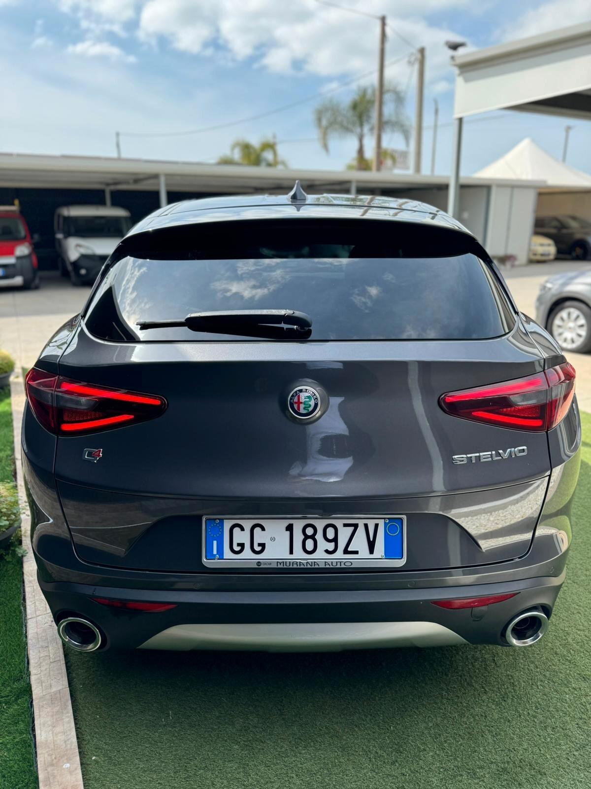 Alfa Romeo Stelvio 2.2 Turbodiesel 190 CV AT8 Q4 Business, IVA ESPOSTA