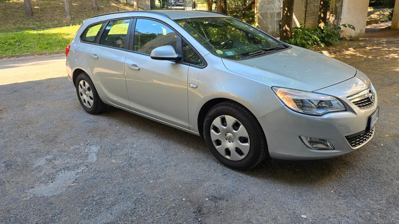Opel Astra 1.7 CDTI 125CV Sports Tourer Cosmo