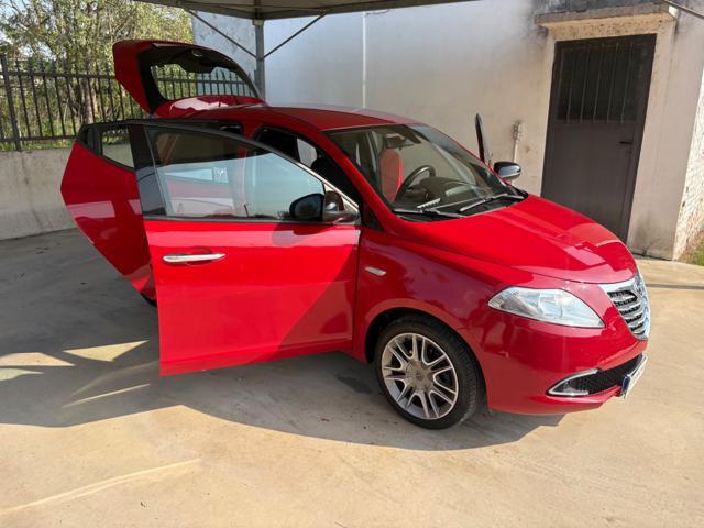 LANCIA Ypsilon 0.9 TwinAir 85 CV 5 porte S&S DFN Gold AUTOMATICA
