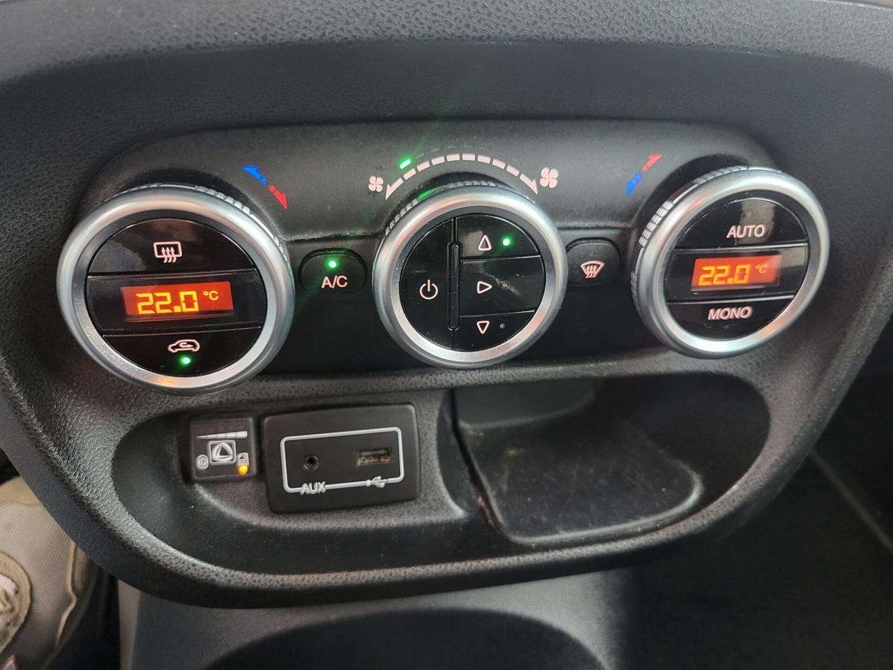 Fiat 500L 1.4 95 CV Trekking-GPL