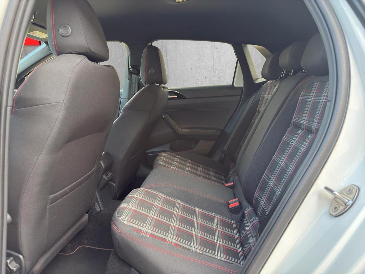 Volkswagen Polo 2.0 TSI DSG GTI BlueMotion Technology